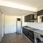 Studio Avec Jardin, Piscine Et Parking